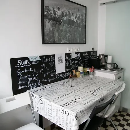 Apartament Cosmopolis Rákóczi Black&White