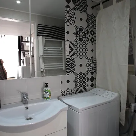 Cosmopolis Rákóczi Black&White Apartament Budapeszt