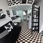 Cosmopolis Rakoczi Nr 3 *